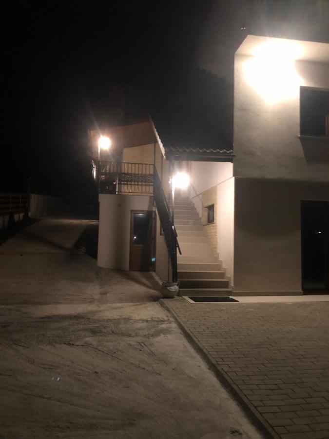 Pensiunea Giulia Home Dezmir Exterior foto
