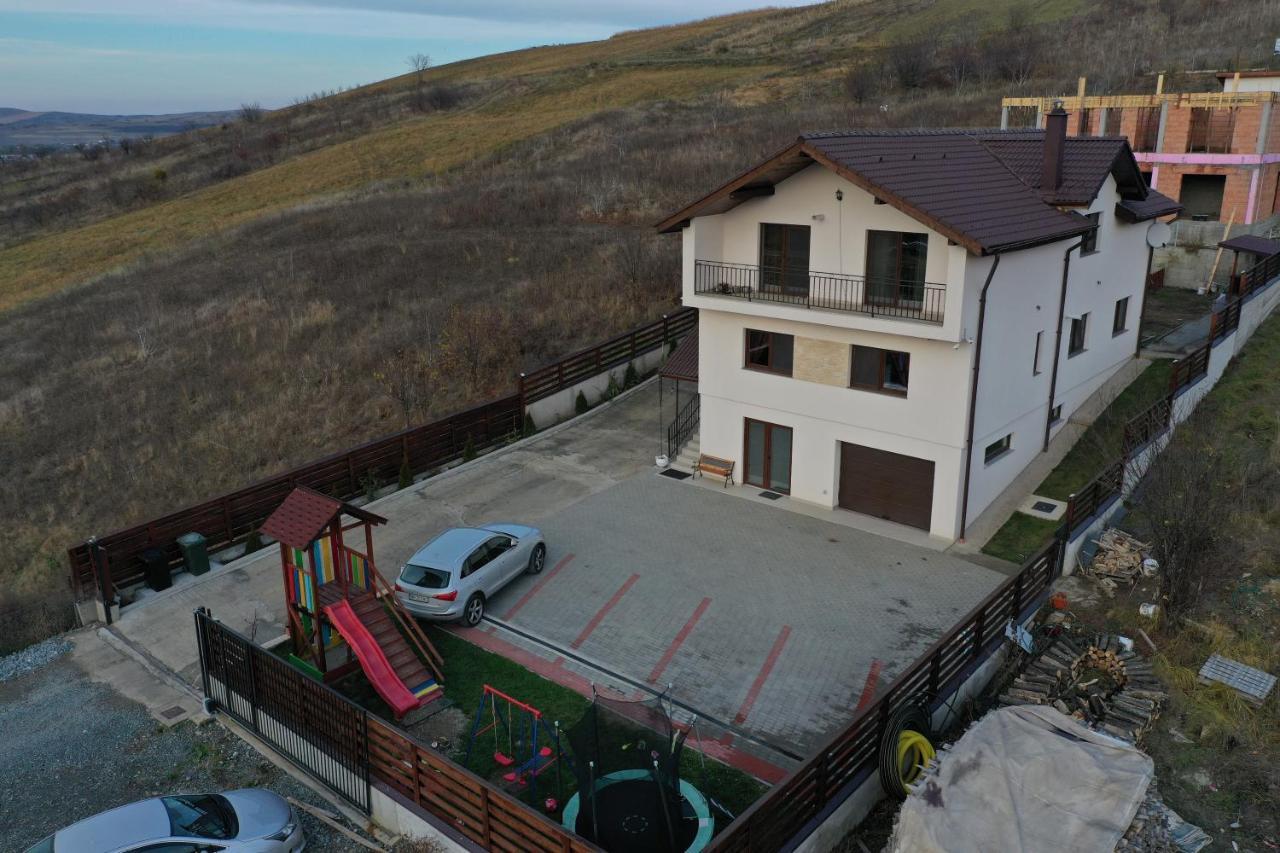 Pensiunea Giulia Home Dezmir Exterior foto