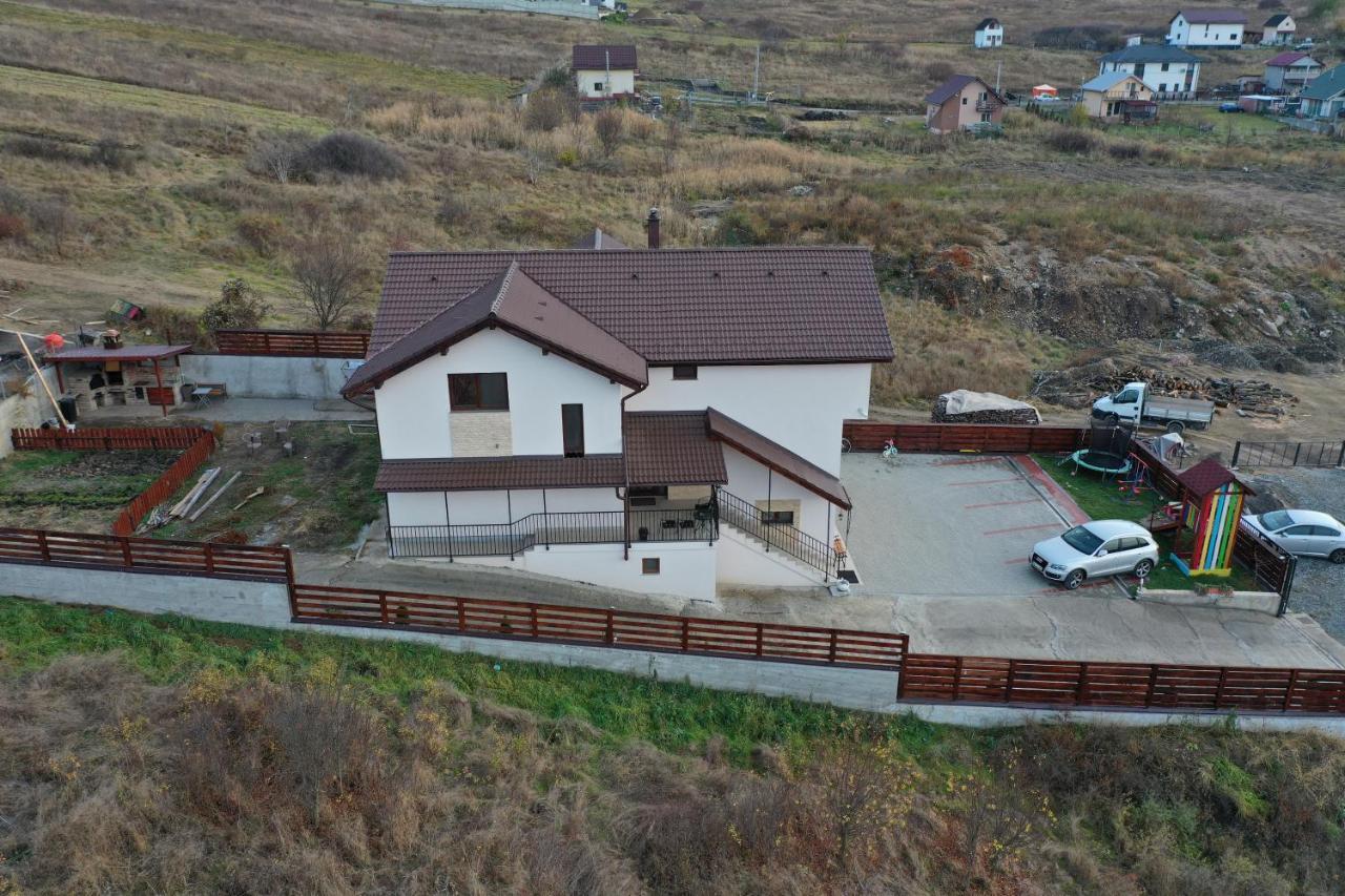 Pensiunea Giulia Home Dezmir Exterior foto